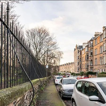 Holyrood Park: Lush & Arty 2 Double Bed Flat Apartment Edinburgh Bagian luar foto