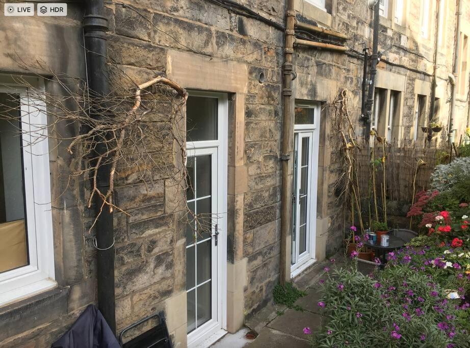 Holyrood Park: Lush & Arty 2 Double Bed Flat Apartment Edinburgh Bagian luar foto