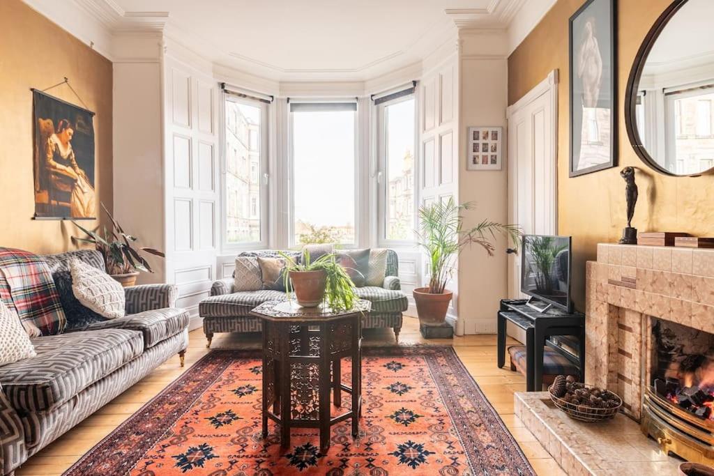 Holyrood Park: Lush & Arty 2 Double Bed Flat Apartment Edinburgh Bagian luar foto